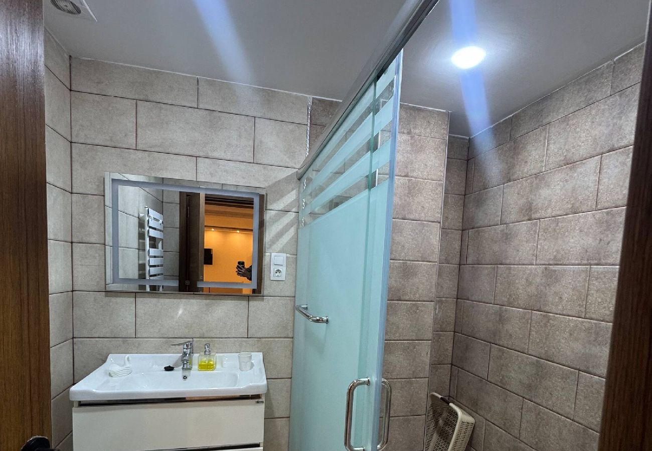 Apartment in  - Le Lilas | résidence sécurisé | parking privé