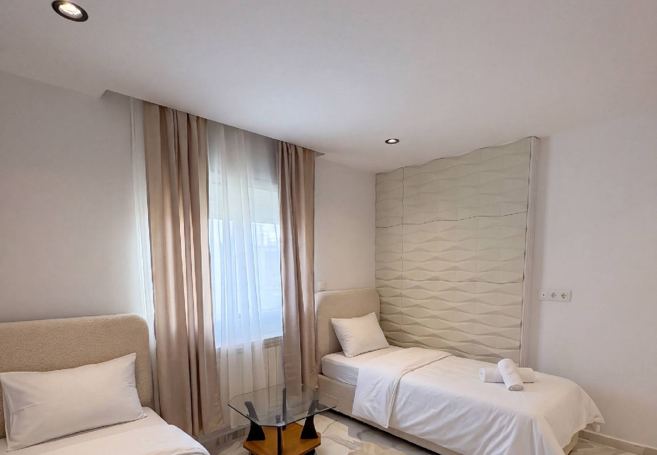 Apartment in Algiers - Le Scenario | jacuzzi chauffant | haut standing