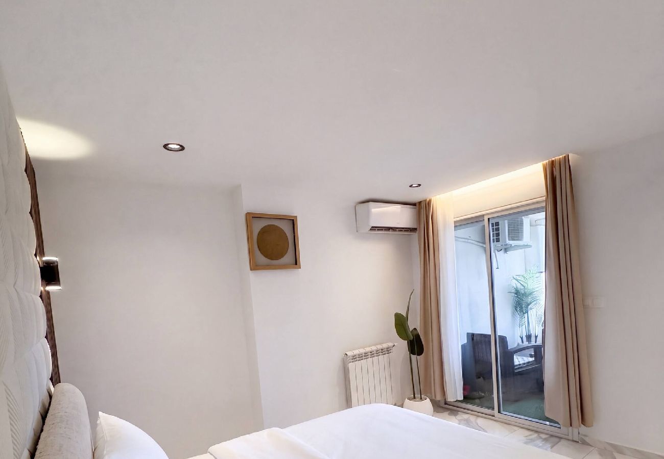 Apartment in Algiers - Le Scenario | jacuzzi chauffant | haut standing