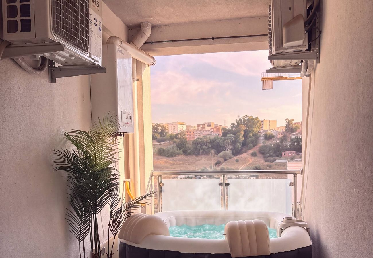 Apartment in Algiers - Le Scenario | jacuzzi chauffant | haut standing