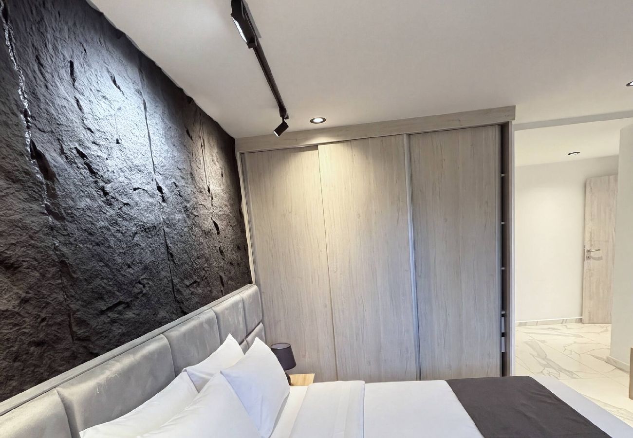 Apartment in Algiers - Le Scenario | jacuzzi chauffant | haut standing