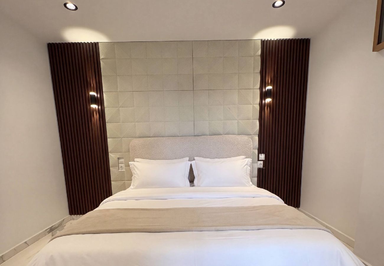 Apartment in Algiers - Le Scenario | jacuzzi chauffant | haut standing