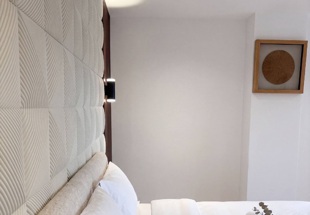 Apartment in Algiers - Le Scenario | jacuzzi chauffant | haut standing