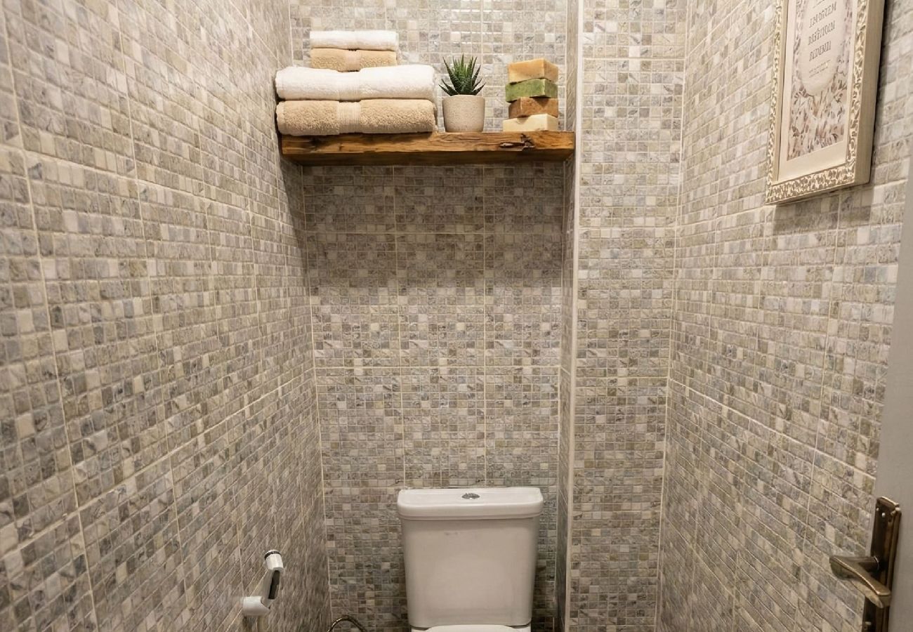Appartement à  - le majestic | ain benian