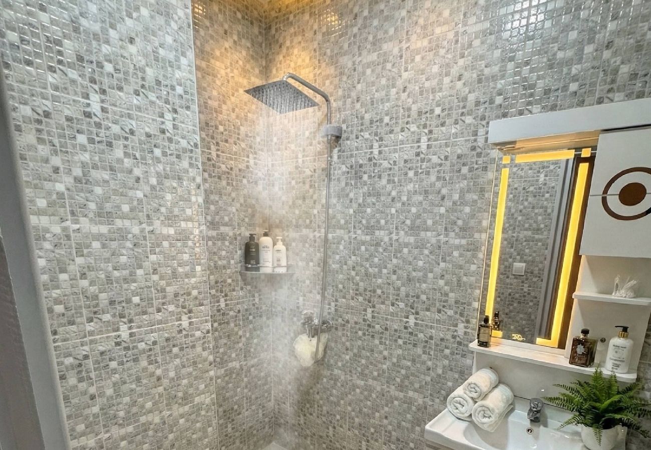 Appartement à  - le majestic | ain benian